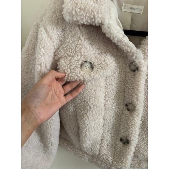 Mango Jacket Women's XS-S Beige Oversized Faux Shearling Cropped Button - Picture 4 of 10